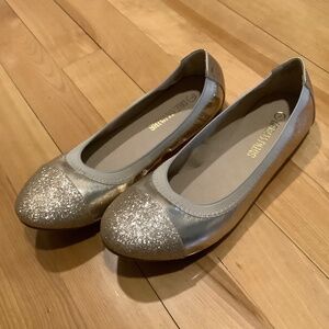 Dreampairs Gold Flats Sz 7